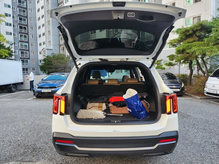 Kia Sorento (MQ4) 11
