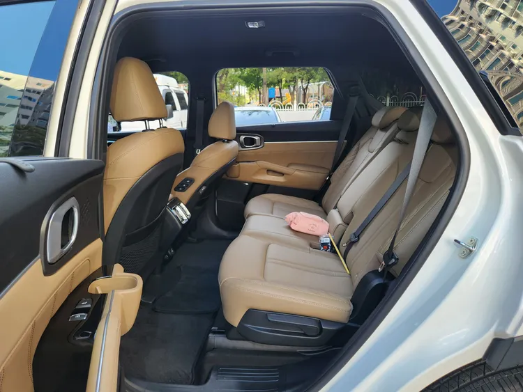 Kia Sorento (MQ4) 16
