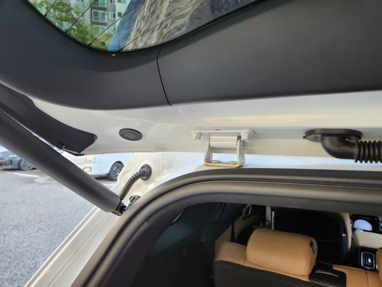 Kia Sorento (MQ4) 12