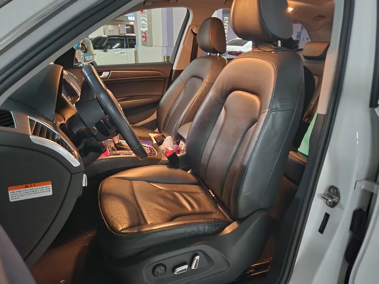 Audi Q5 (8R) 9