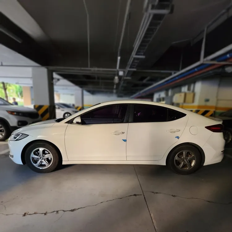 Hyundai Avante AD 3