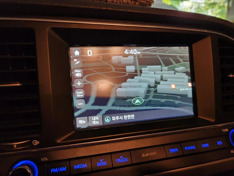 Hyundai Avante AD 19