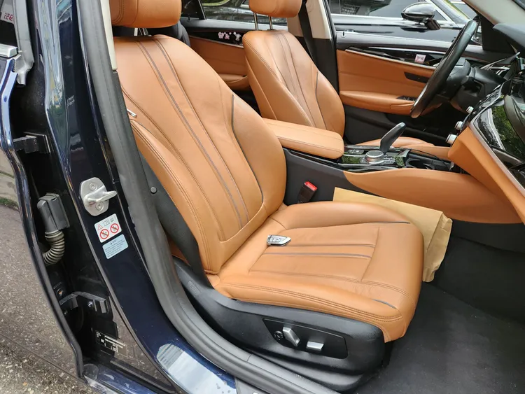 BMW 5 Series (G30) 15