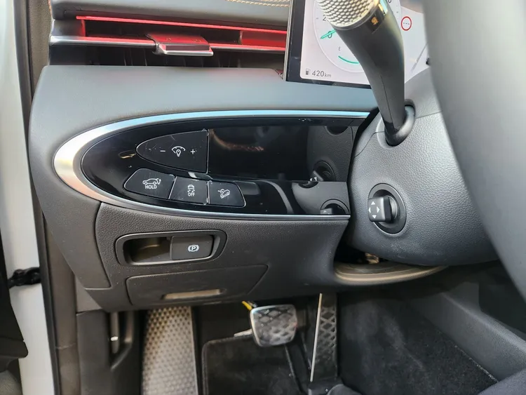 Genesis GV70 FL 17