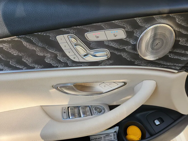 Mercedes E-Class (W213) 15