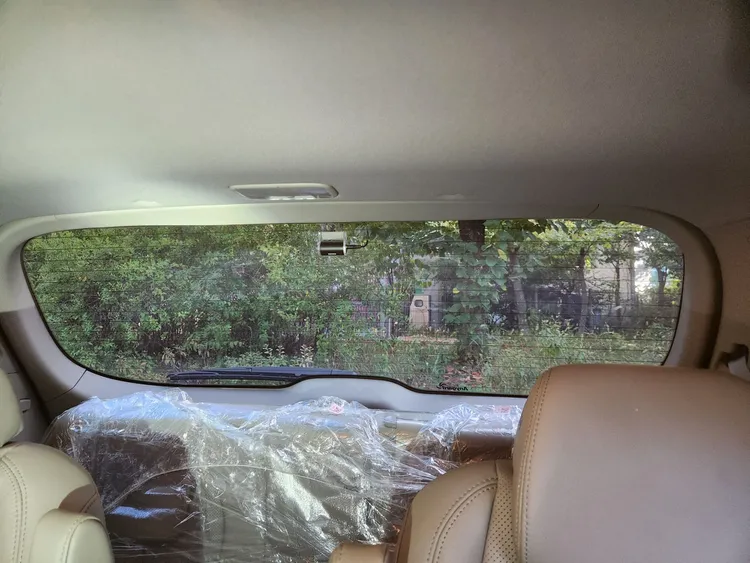 Kia Carnival 33