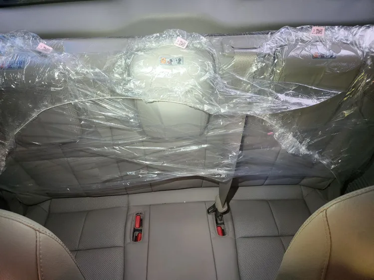 Kia Carnival 12