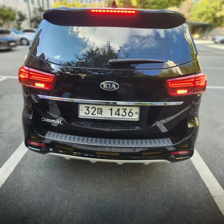 Kia Carnival 3