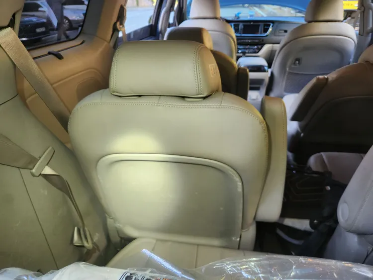 Kia Carnival 39
