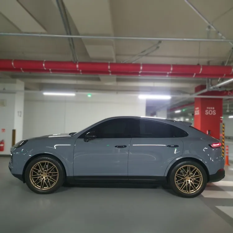 Porsche Cayenne (PO536) 6
