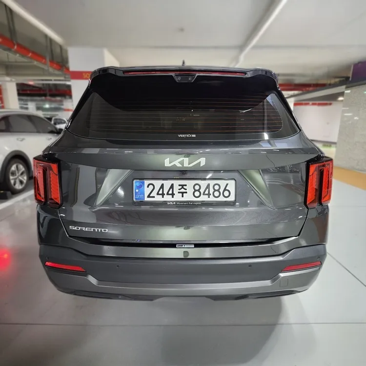 Kia Sorento (MQ4) 3