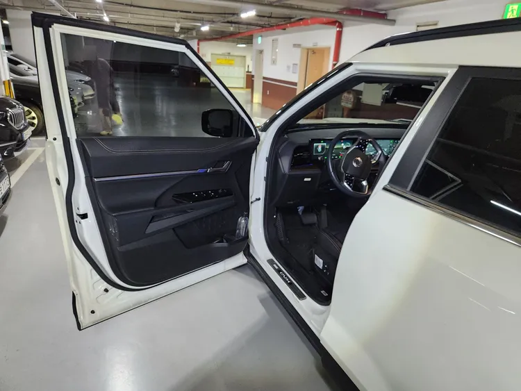SsangYong (KGM) Torres EVX 16