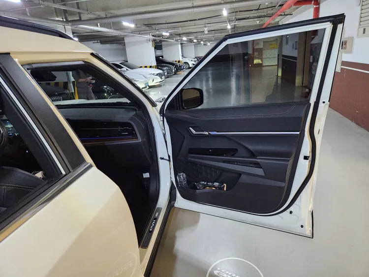 SsangYong (KGM) Torres EVX 18
