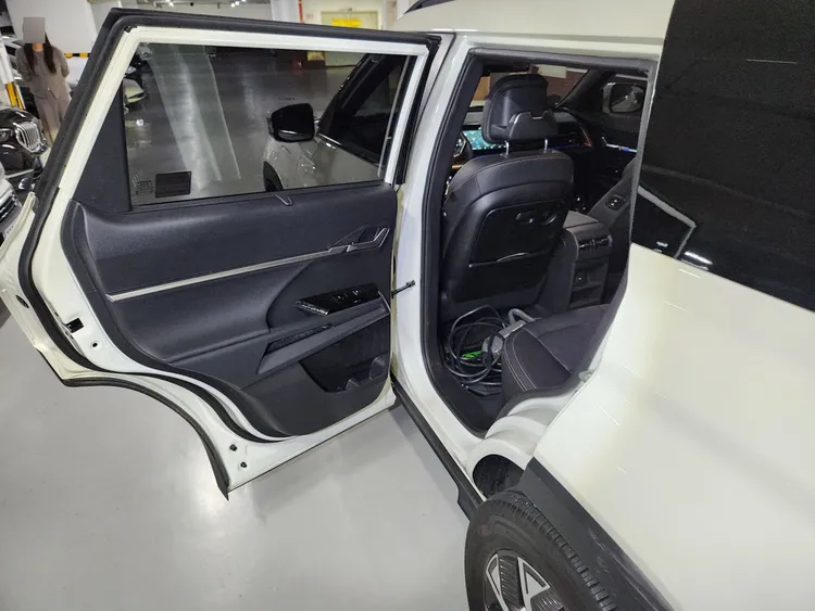 SsangYong (KGM) Torres EVX 15
