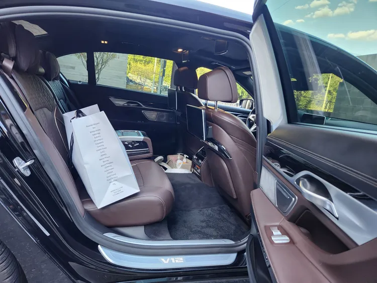 BMW 7 Series (G11) 16
