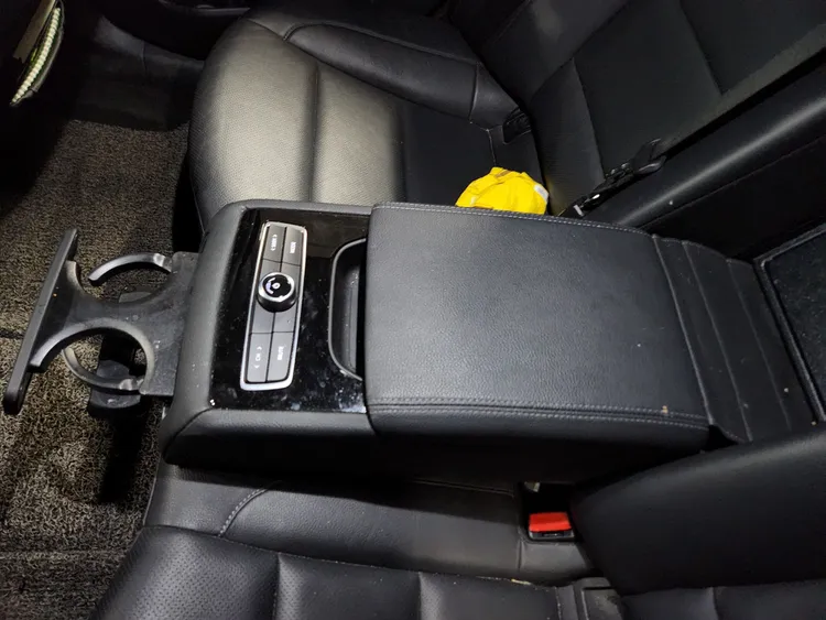 Kia K7 Premier 24