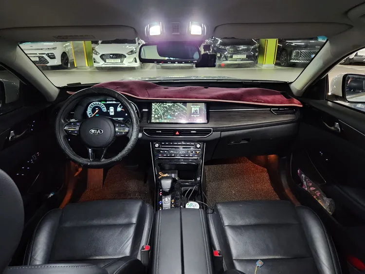 Kia K7 Premier 13