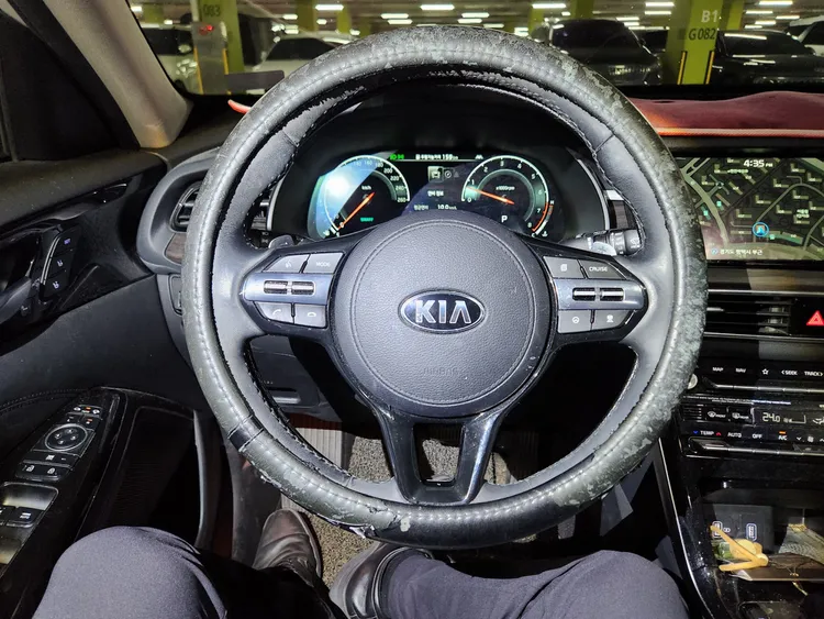 Kia K7 Premier 17