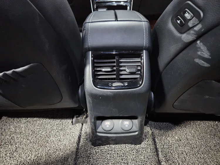 Kia K7 Premier 22