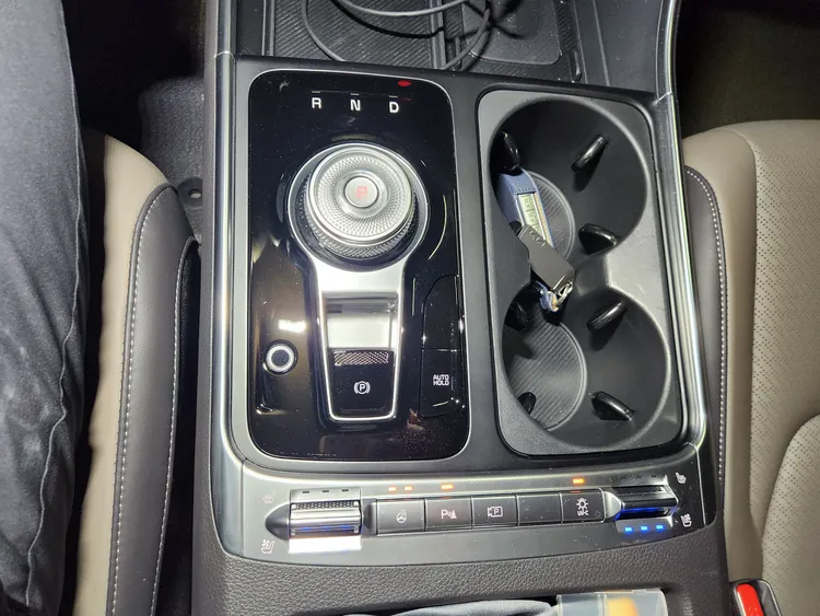 Kia Carnival(KA4) 28
