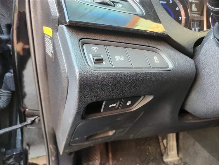 Hyundai Grandeur HG 23