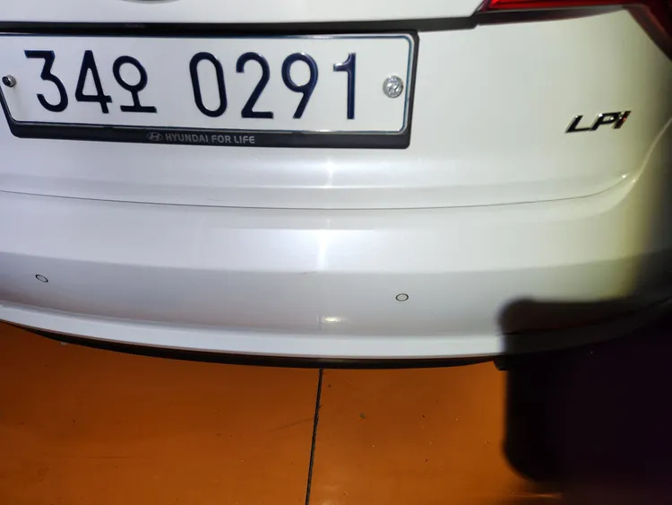 Hyundai LF Sonata 27