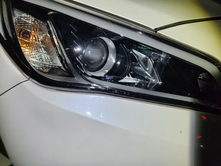 Hyundai LF Sonata 28