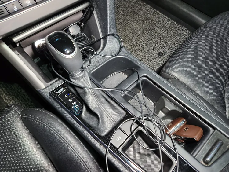 Hyundai LF Sonata 16