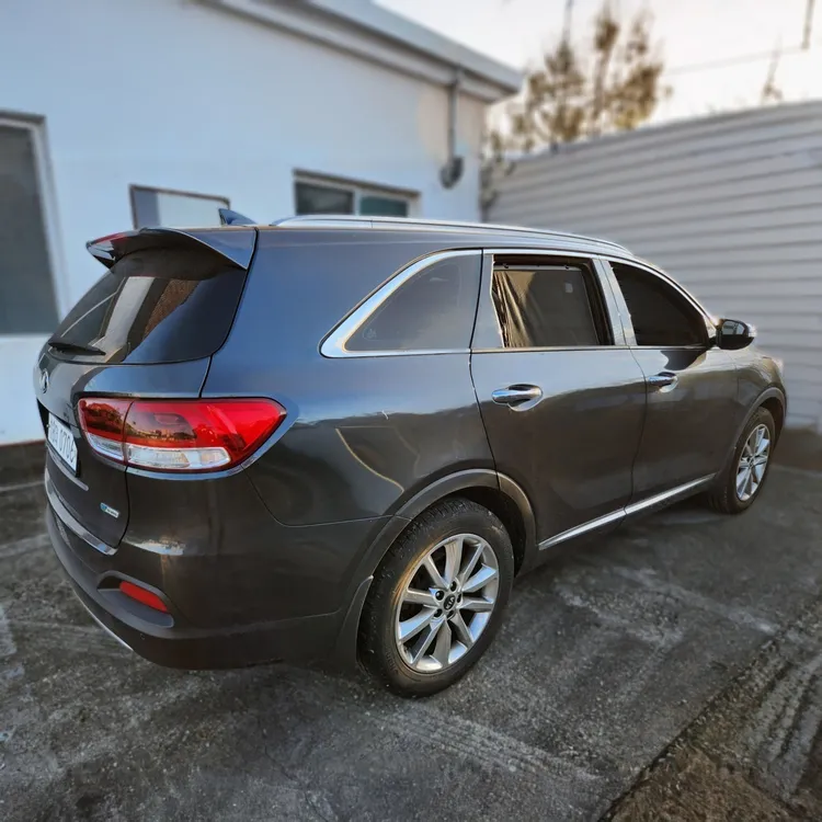 Kia Sorento 6