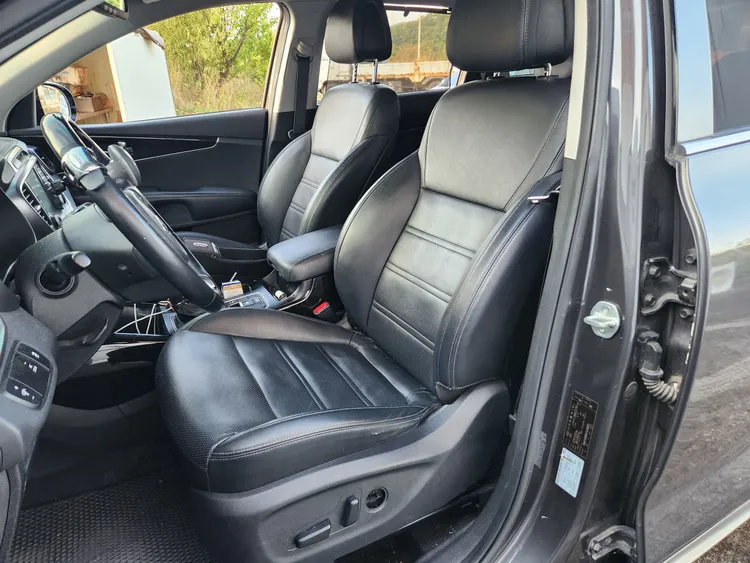 Kia Sorento 12