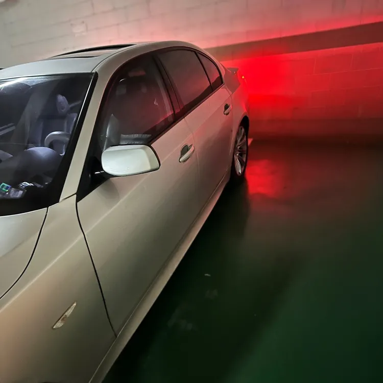 BMW 5 Series (E60) 2