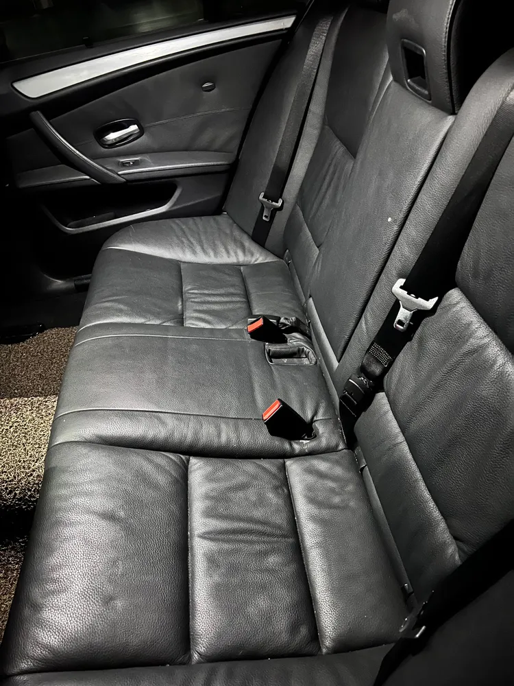 BMW 5 Series (E60) 9