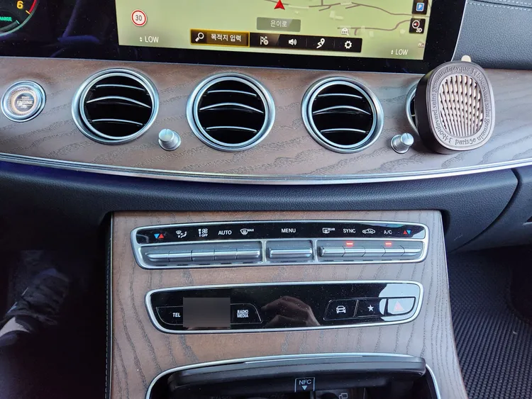 Mercedes E-Class (W213) 13