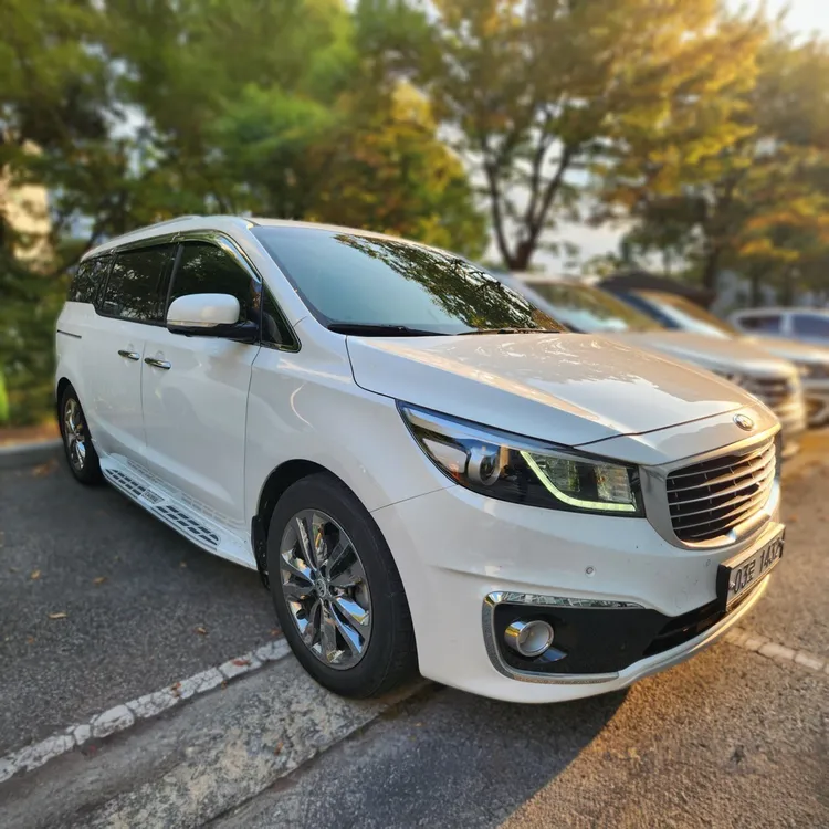 Kia Carnival 3