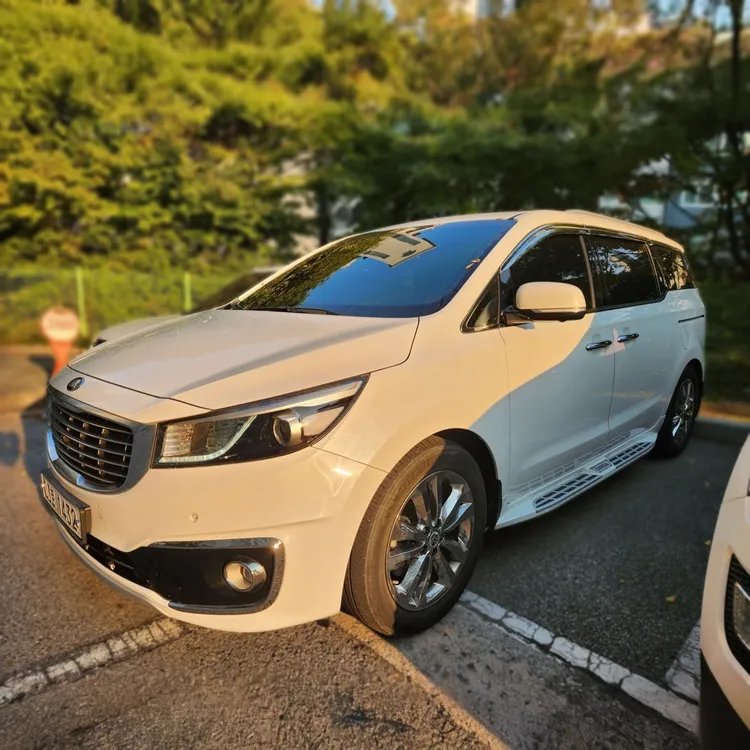Kia Carnival 2