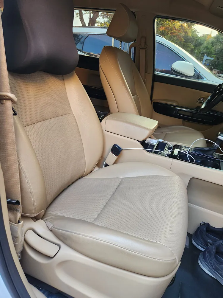 Kia Carnival 9
