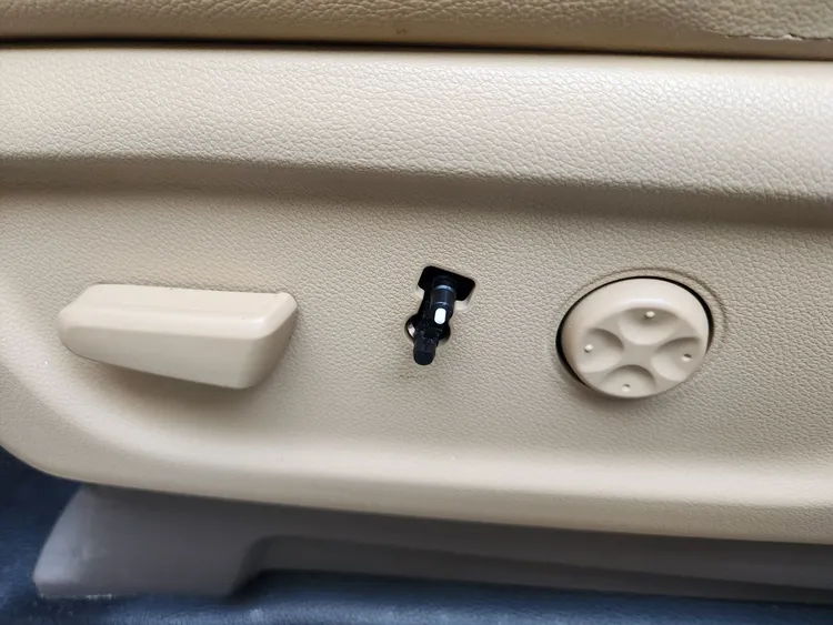 Kia Carnival 30