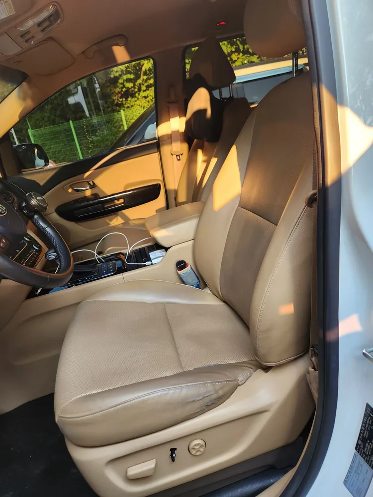Kia Carnival 20