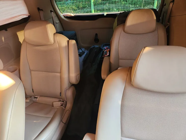 Kia Carnival 16