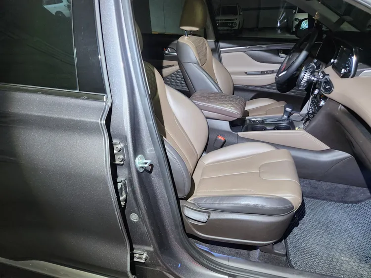 Hyundai Santa Fe TM 8