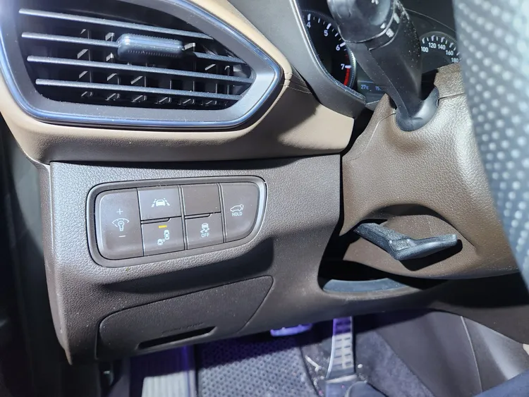 Hyundai Santa Fe TM 23