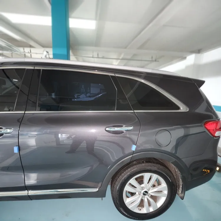 Kia Sorento 4