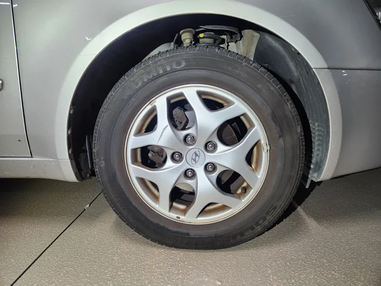 Hyundai NF Sonata 30