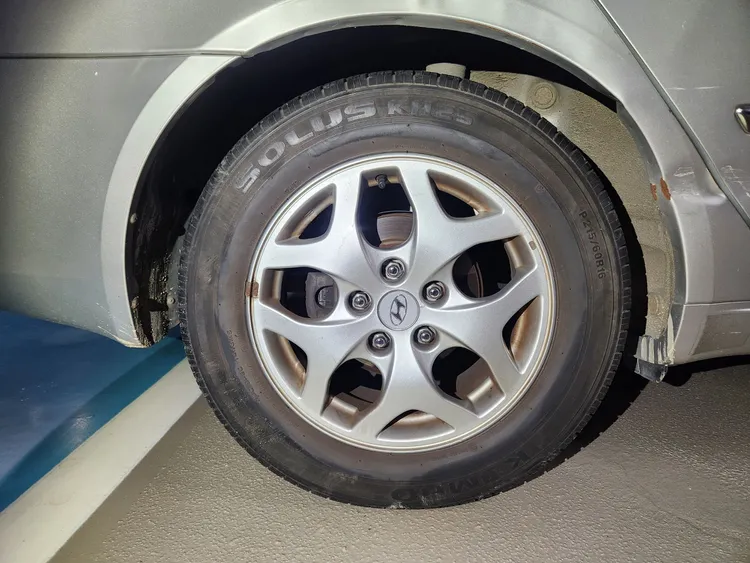 Hyundai NF Sonata 31