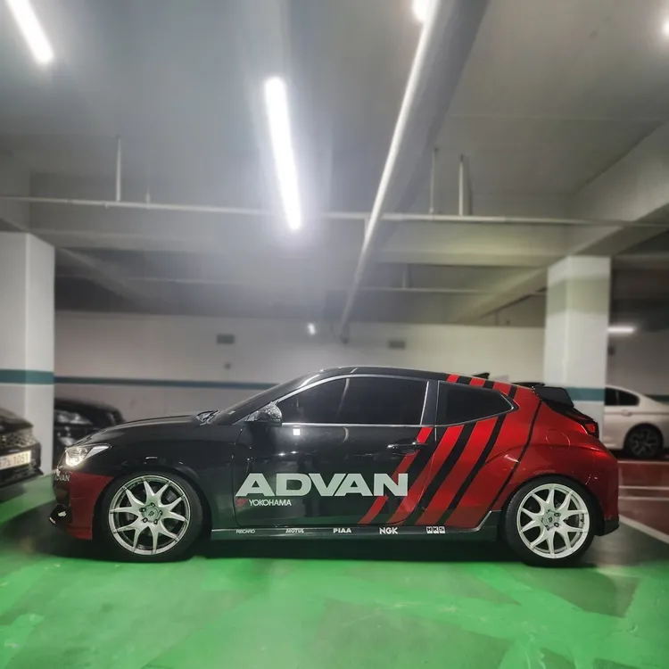 Hyundai Veloster(JS) 3