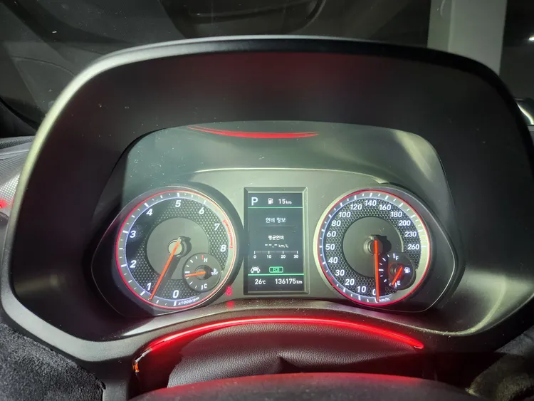 Hyundai Veloster(JS) 14