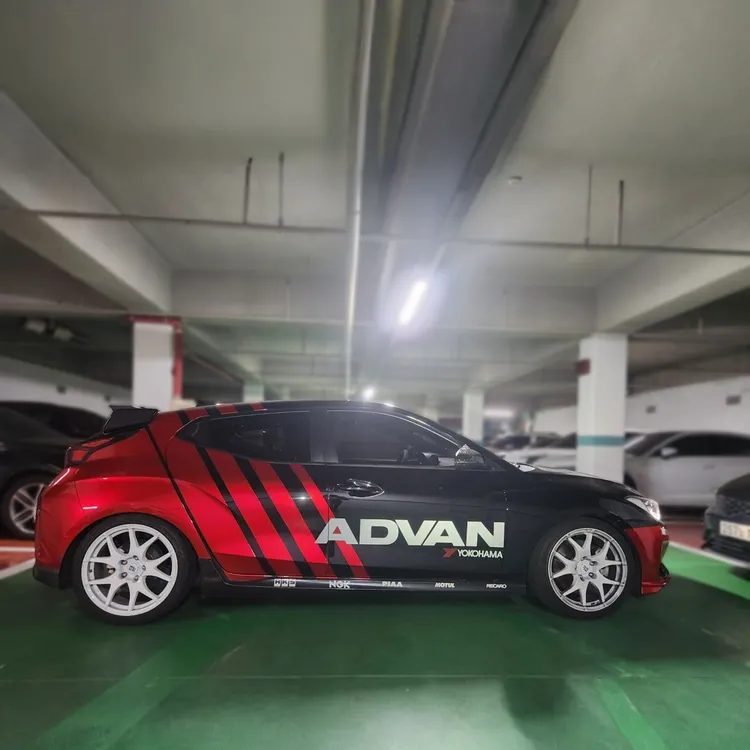 Hyundai Veloster(JS) 4