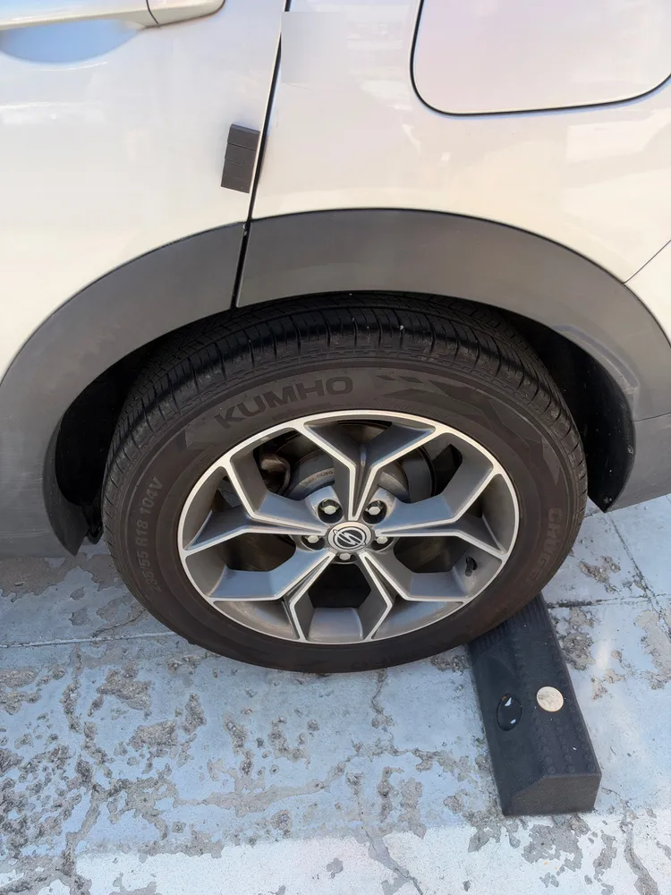 SsangYong (KGM) Beautiful Korando 28