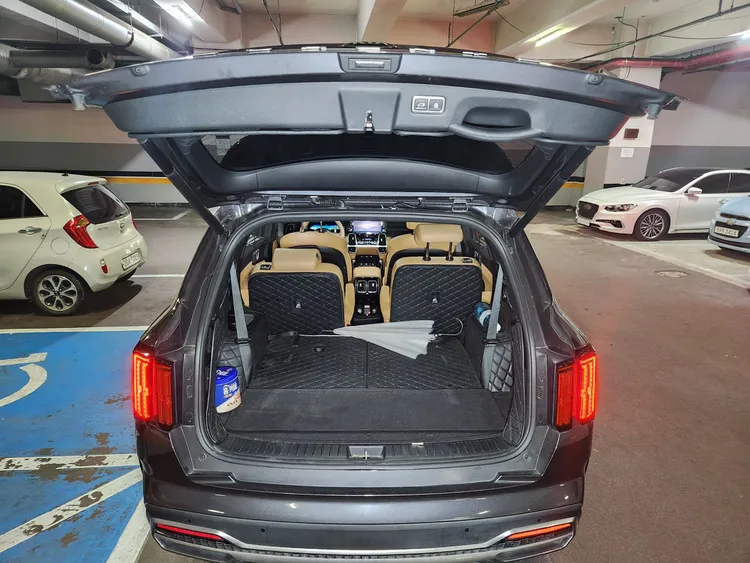 Kia Sorento (MQ4) 6