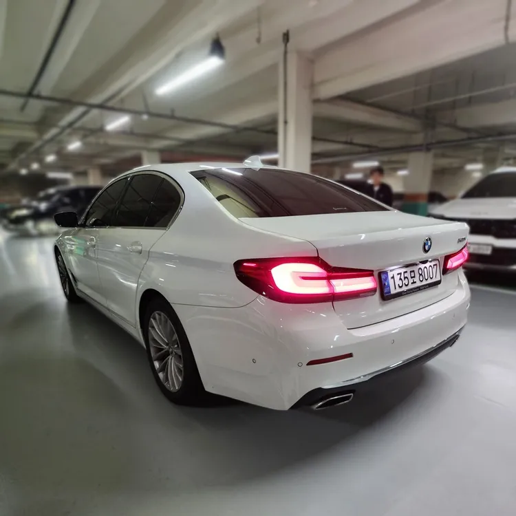 BMW 5 Series (G30) 7